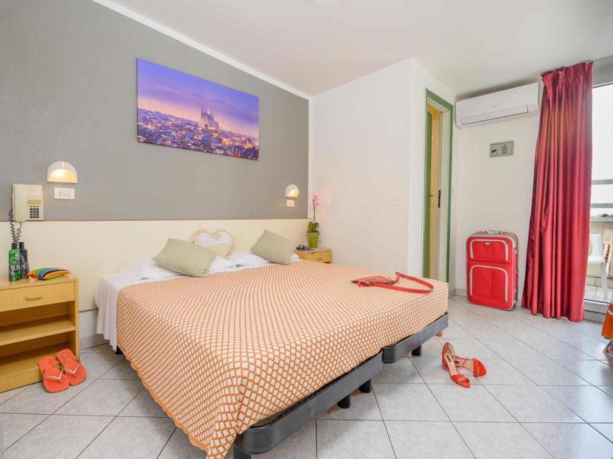 Hotel City Misano Adriatico Εξωτερικό φωτογραφία